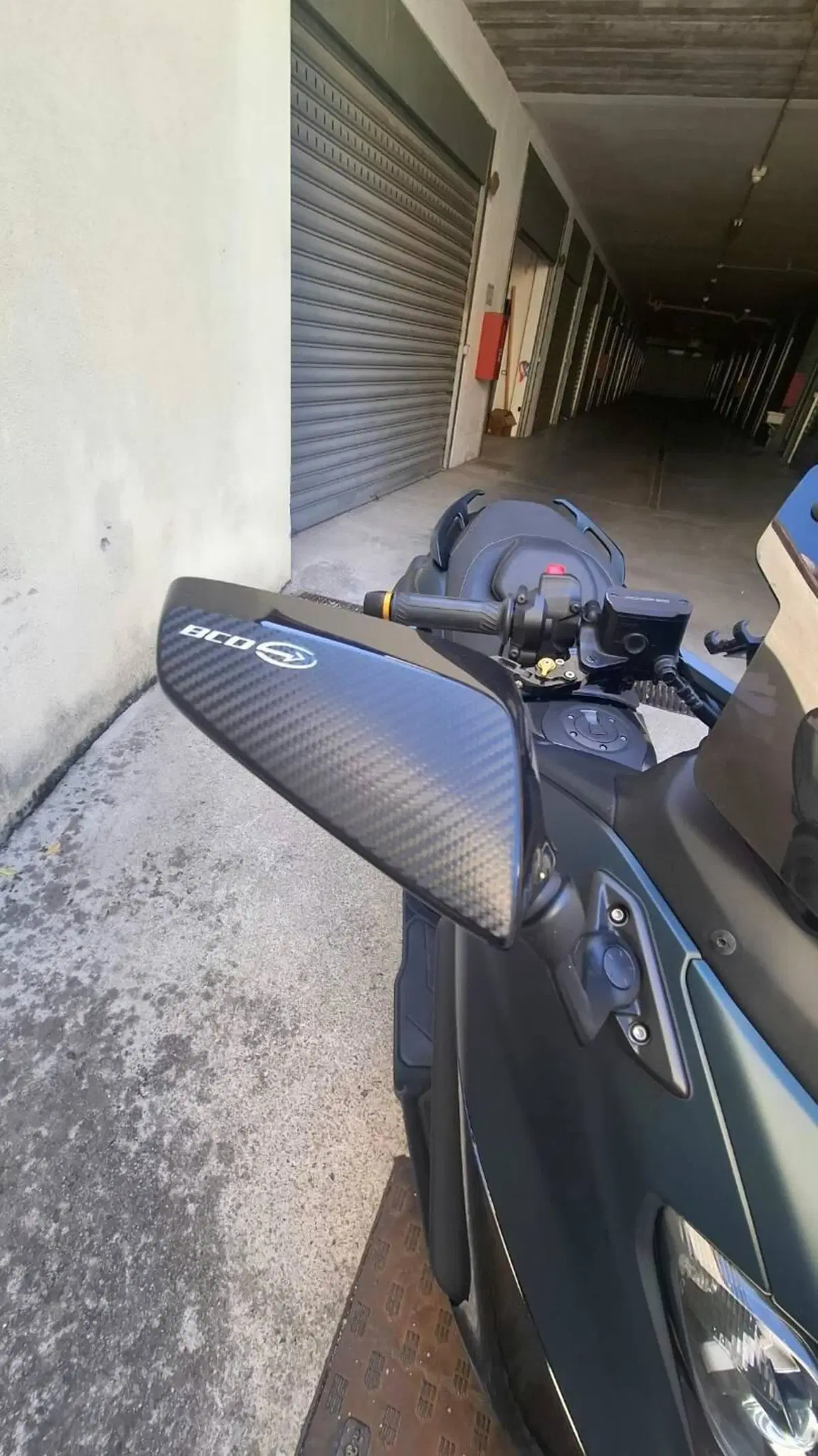 Yamaha T-Max 560 Tech Max (2022 - 24) (2)