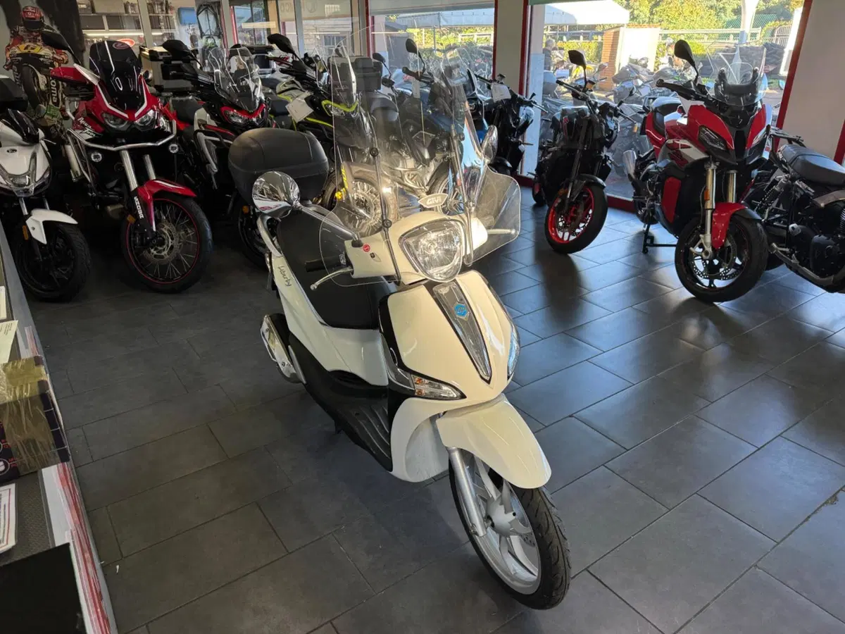 Piaggio Liberty 50 (2018 - 20) (6)