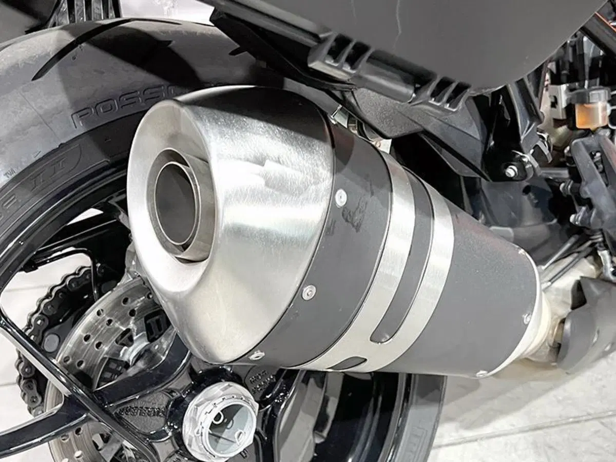 KTM 1290 Super Duke GT (2021 - 25) (3)