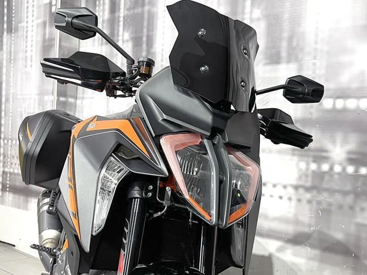 KTM 1290 Super Duke GT (2021 - 25) (8)