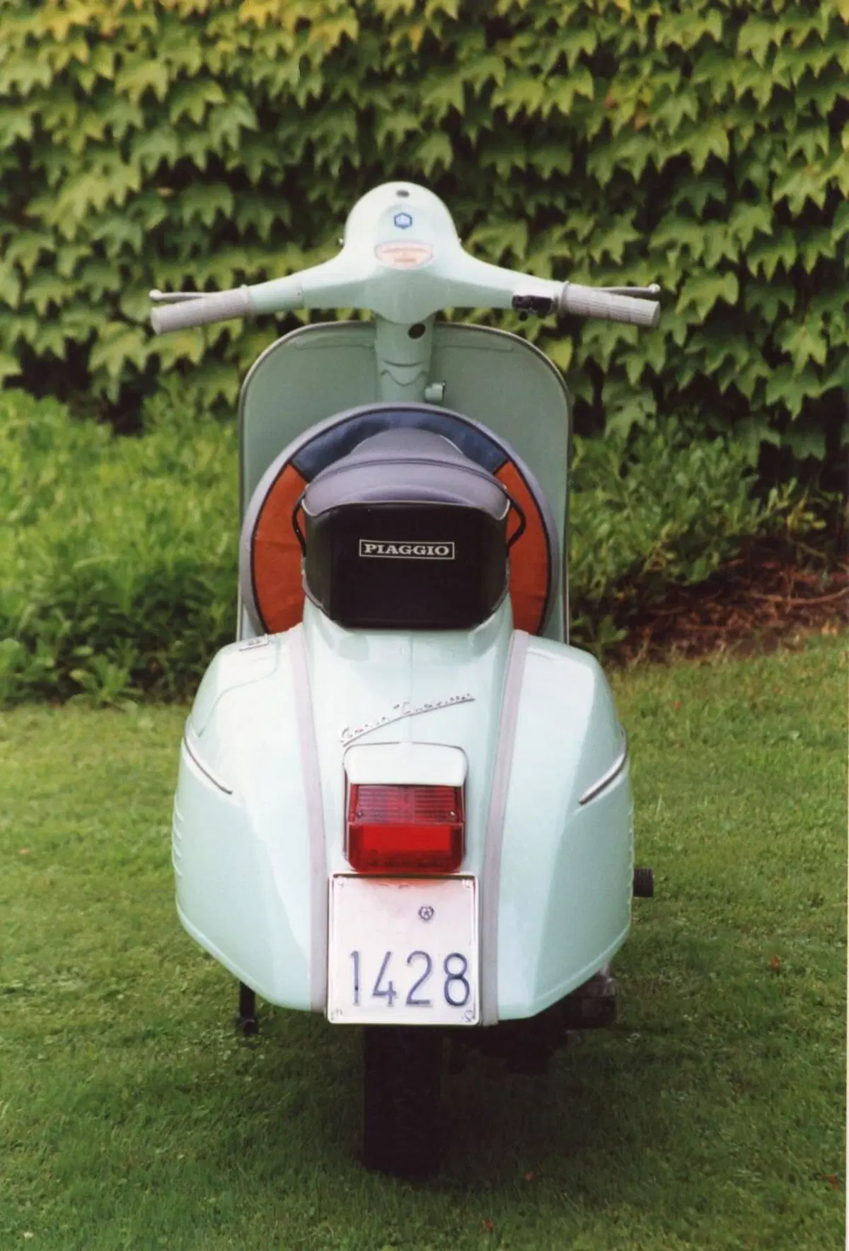 Piaggio Vespa gtr 69  VNL2 (5)