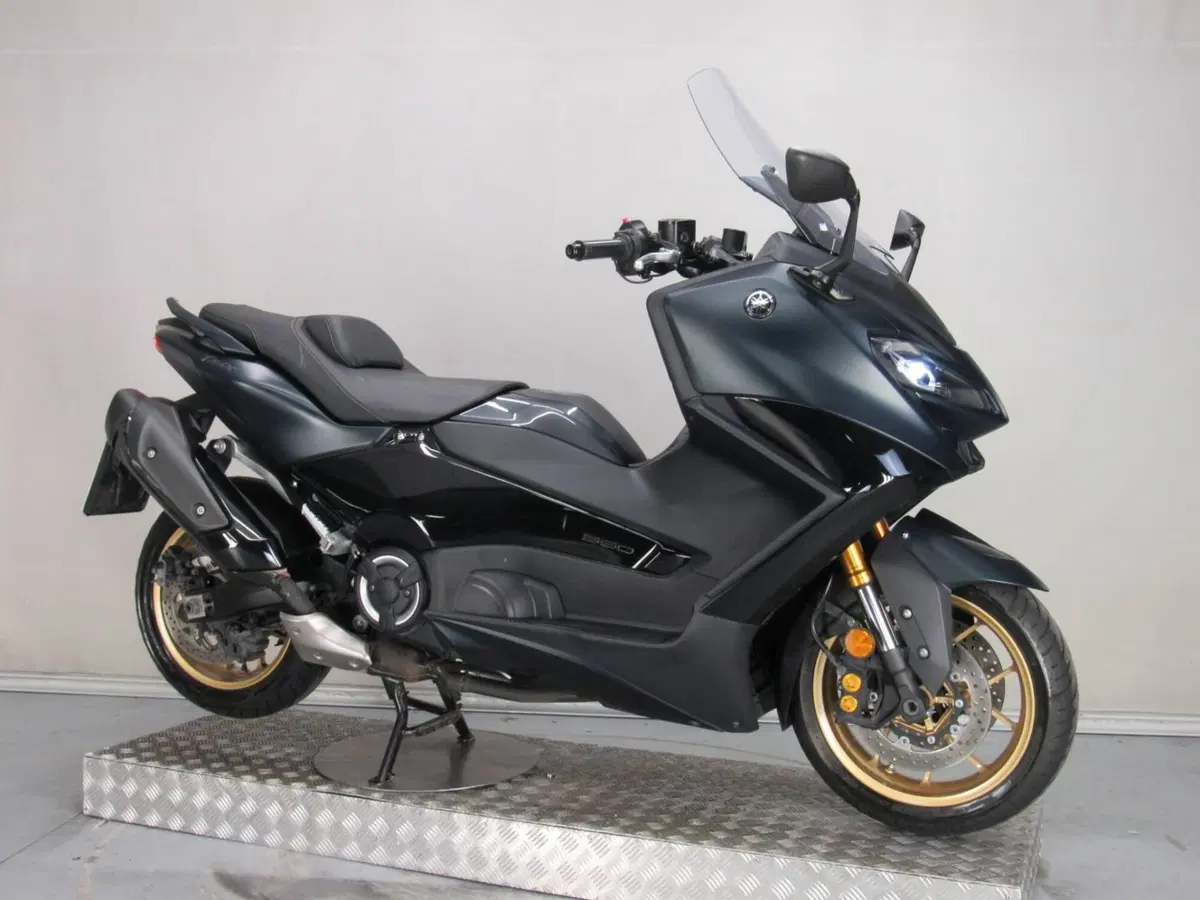 Yamaha T-Max 560 Tech Max (2022 - 24)