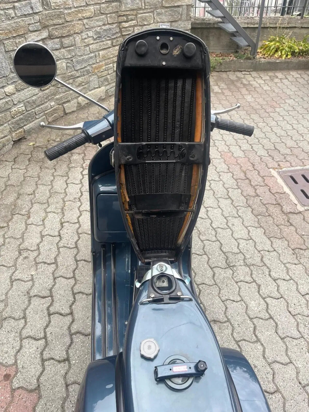 Piaggio Vespa P 200 E ASi miscelatore  (8)