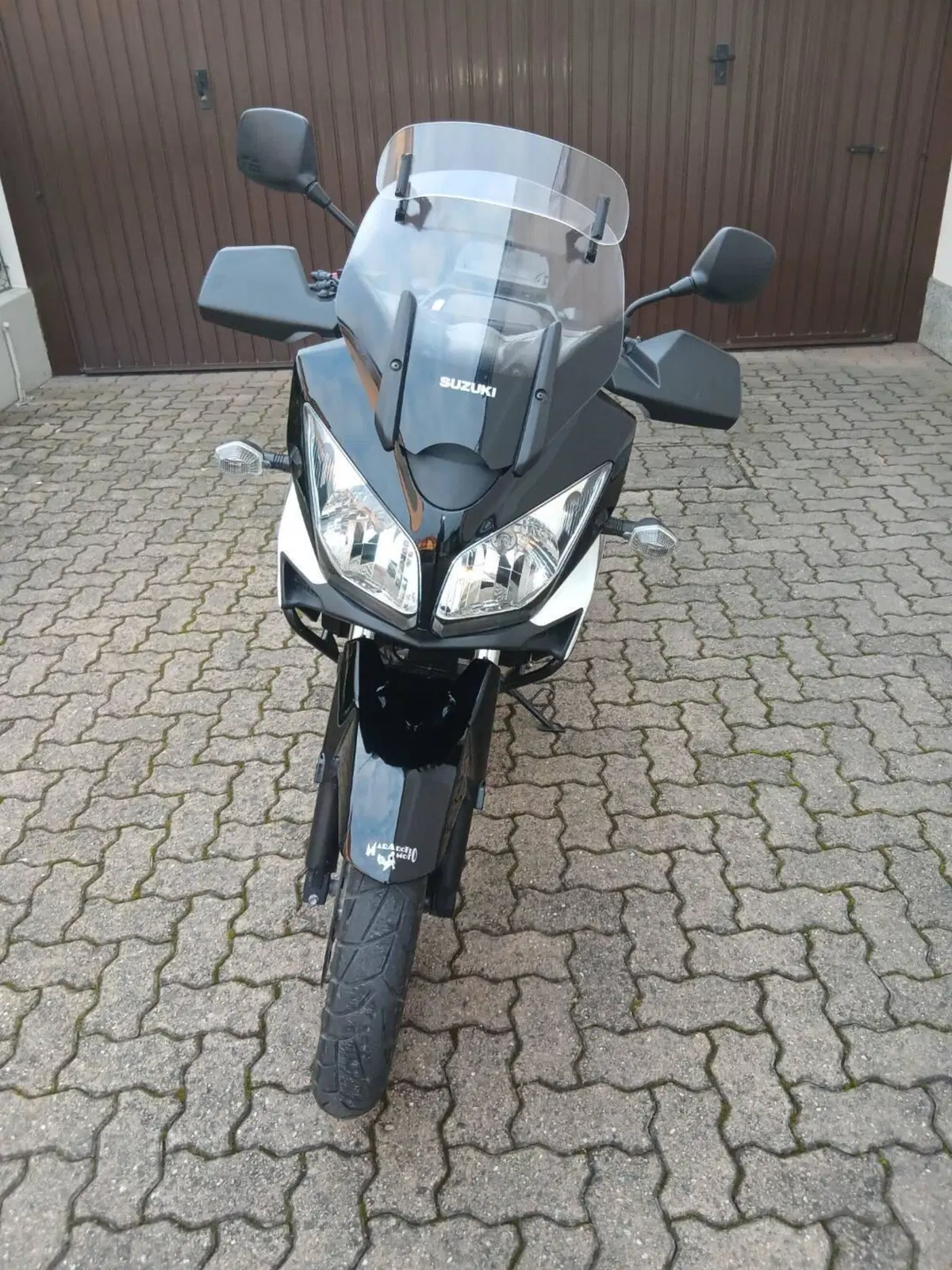 Suzuki V-Strom 650 (2008 - 11) (2)