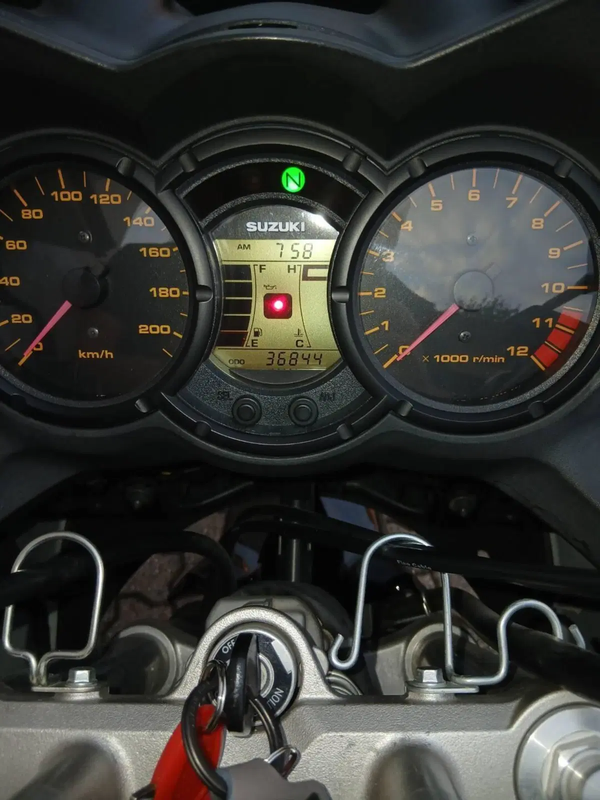 Suzuki V-Strom 650 (2008 - 11) (6)