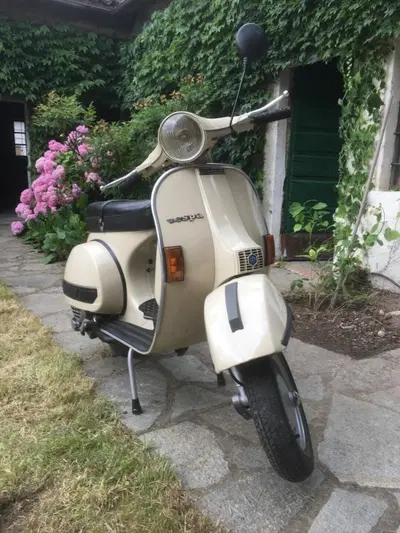 Piaggio P200E d'epoca