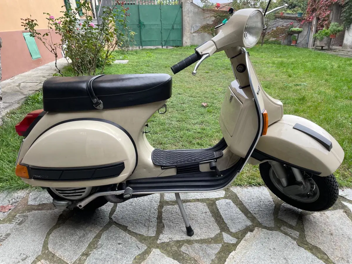 Piaggio P200E (2)