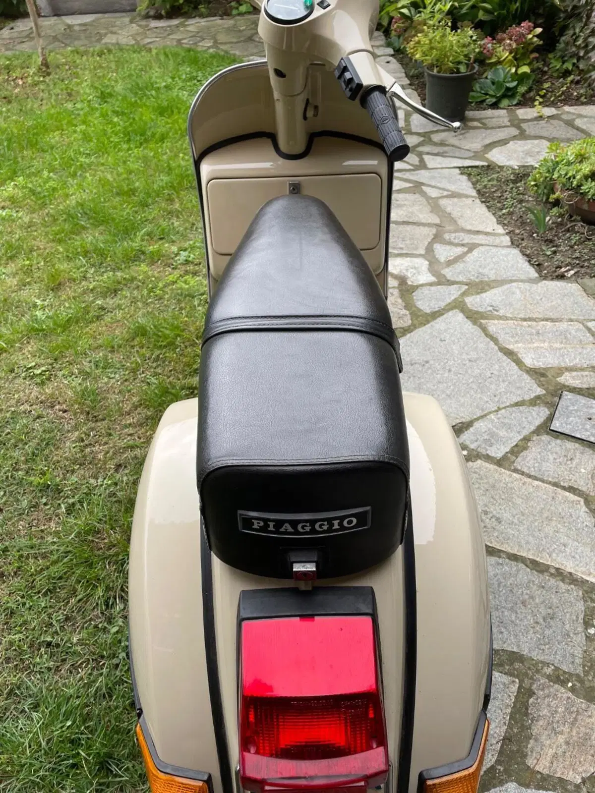Piaggio P200E (3)