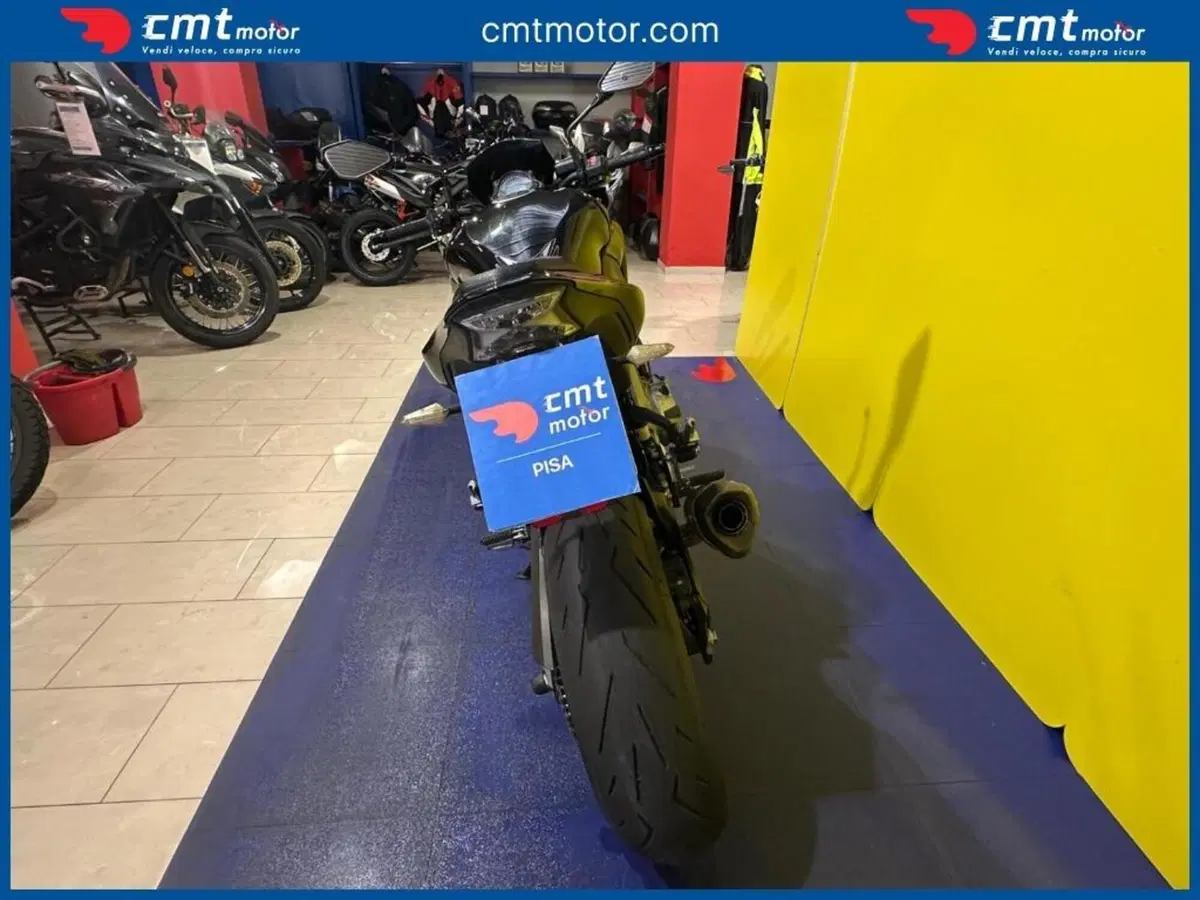 Kawasaki Z 900 (2017 - 18) (3)