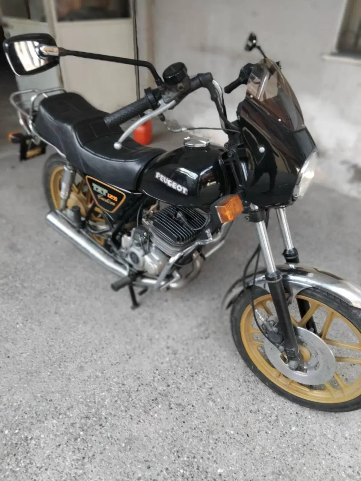 Peugeot TXT custome (5)