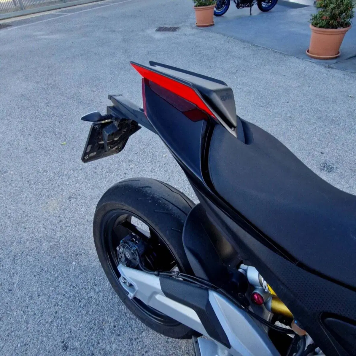 Aprilia Tuono 660 Factory (2022 - 24) (8)