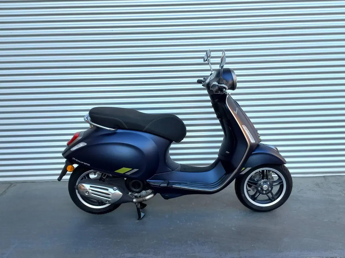 Vespa Primavera 50 Tech (2026) (2)