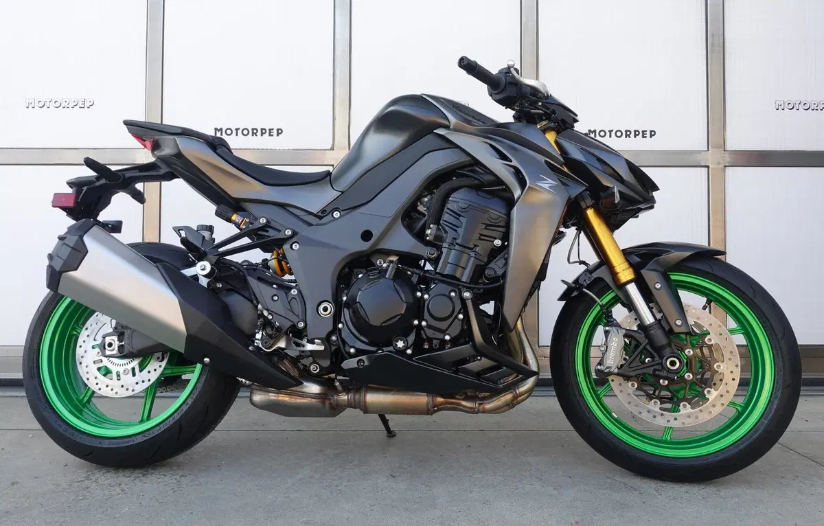 Kawasaki Z 1100 SE (2026 - 27) (2)