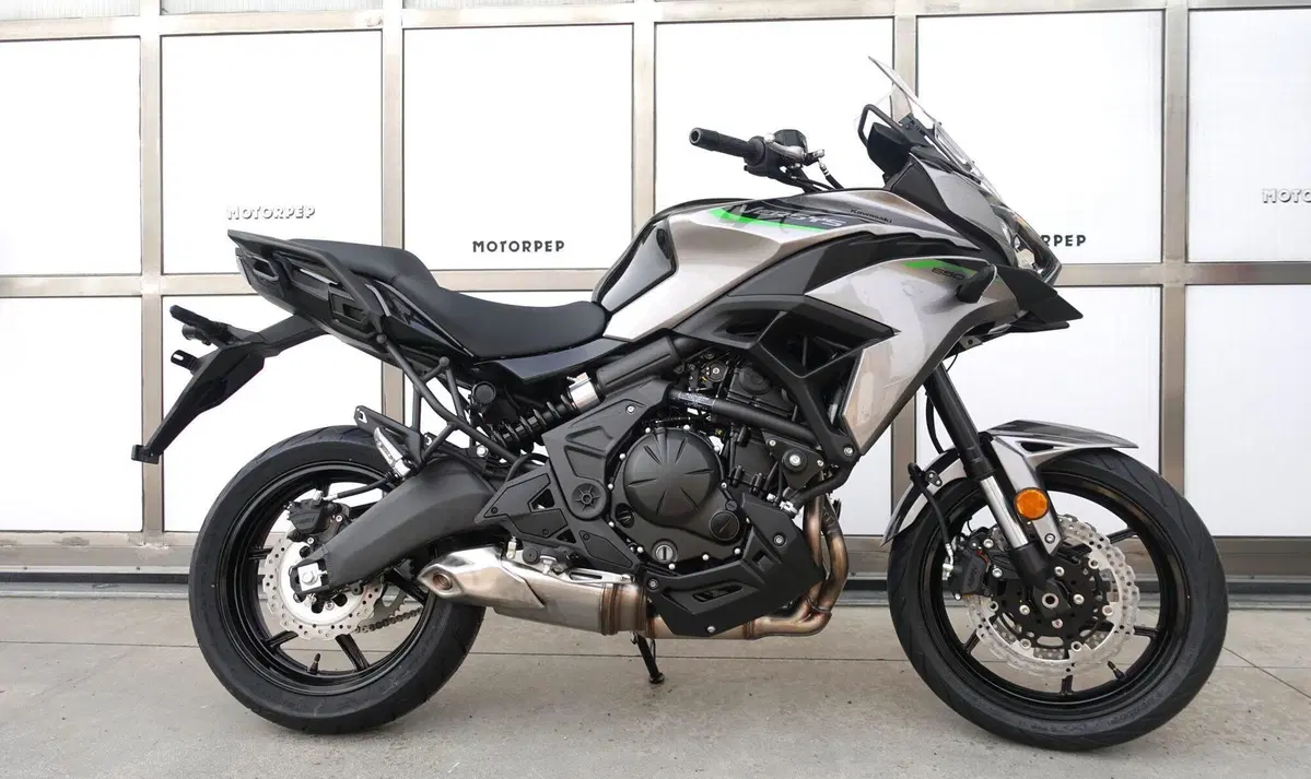 Kawasaki Versys 650 (2025 - 27) (2)