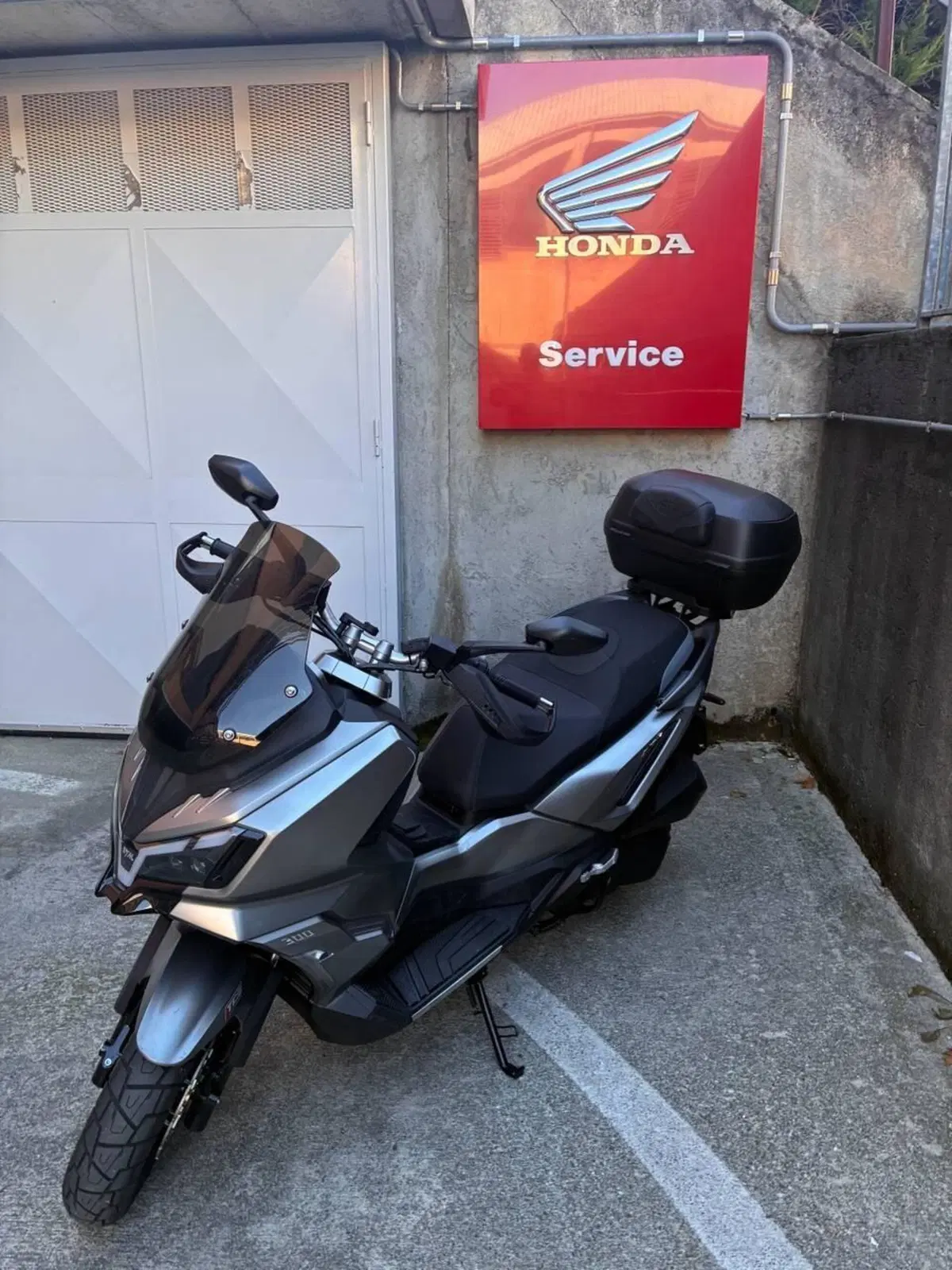 Sym ADX 300 (2024 - 26) (2)