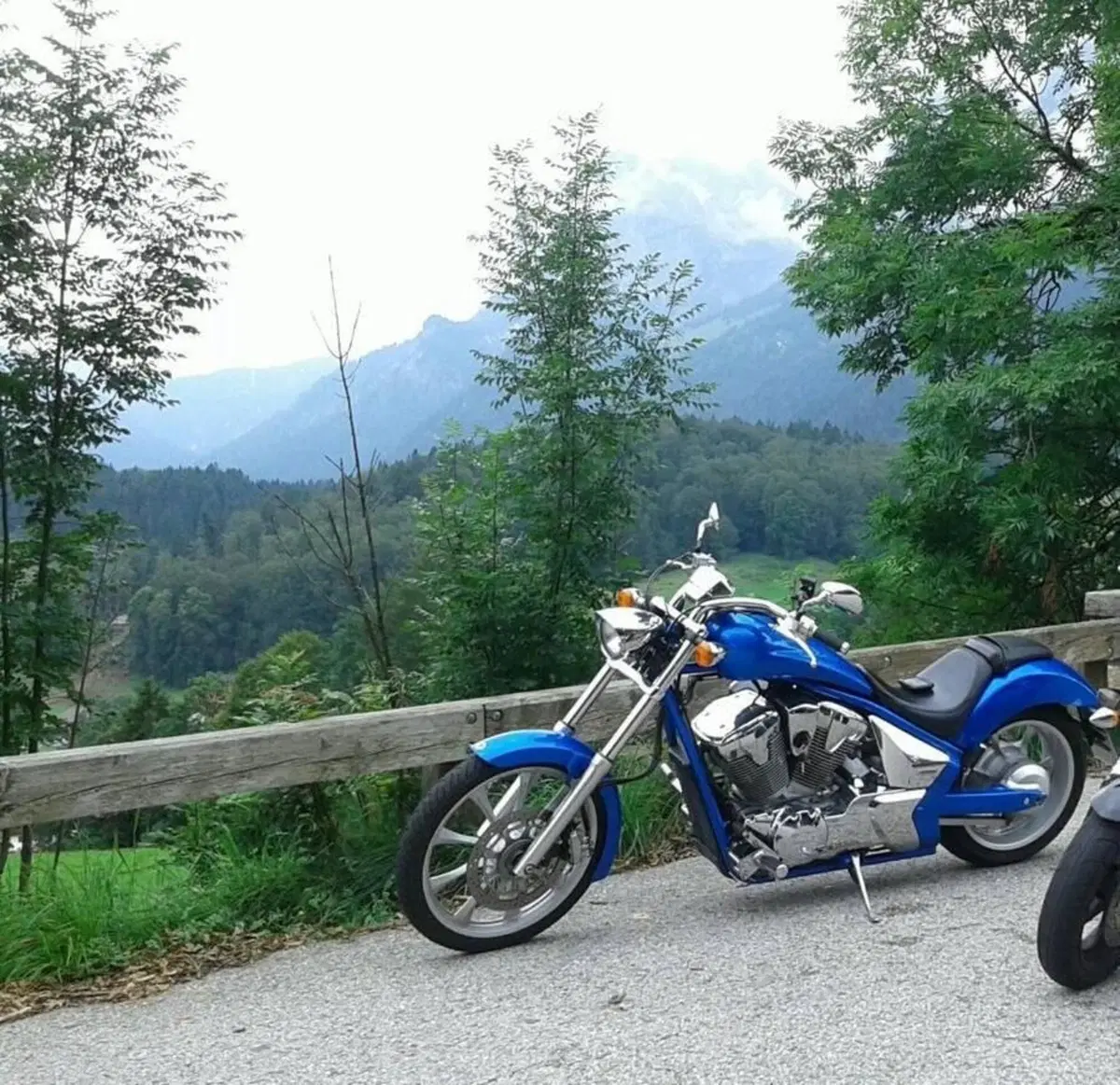 Honda VT 1300 CX (2009 - 16) (2)