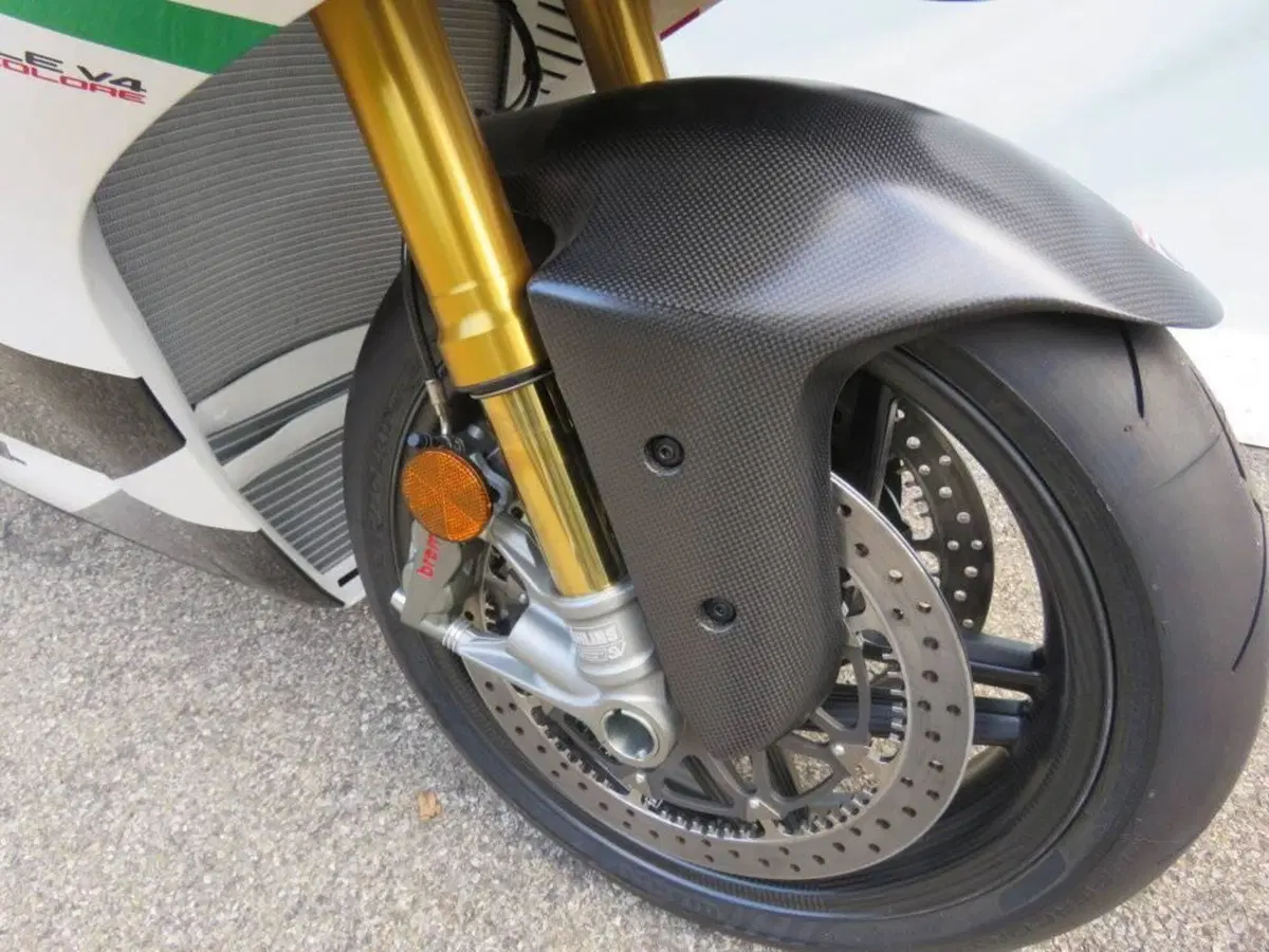Ducati Panigale V4 Tricolore (2025 - 26) (9)