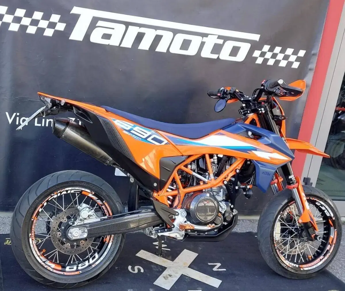 KTM 690 SMC R (2023 - 25) (3)