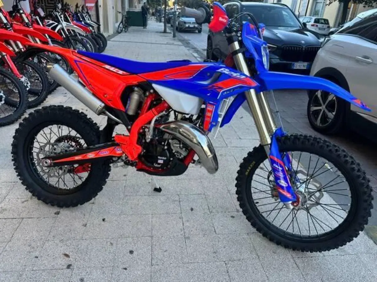 Betamotor RR 125 2T Enduro Race (2027) (3)