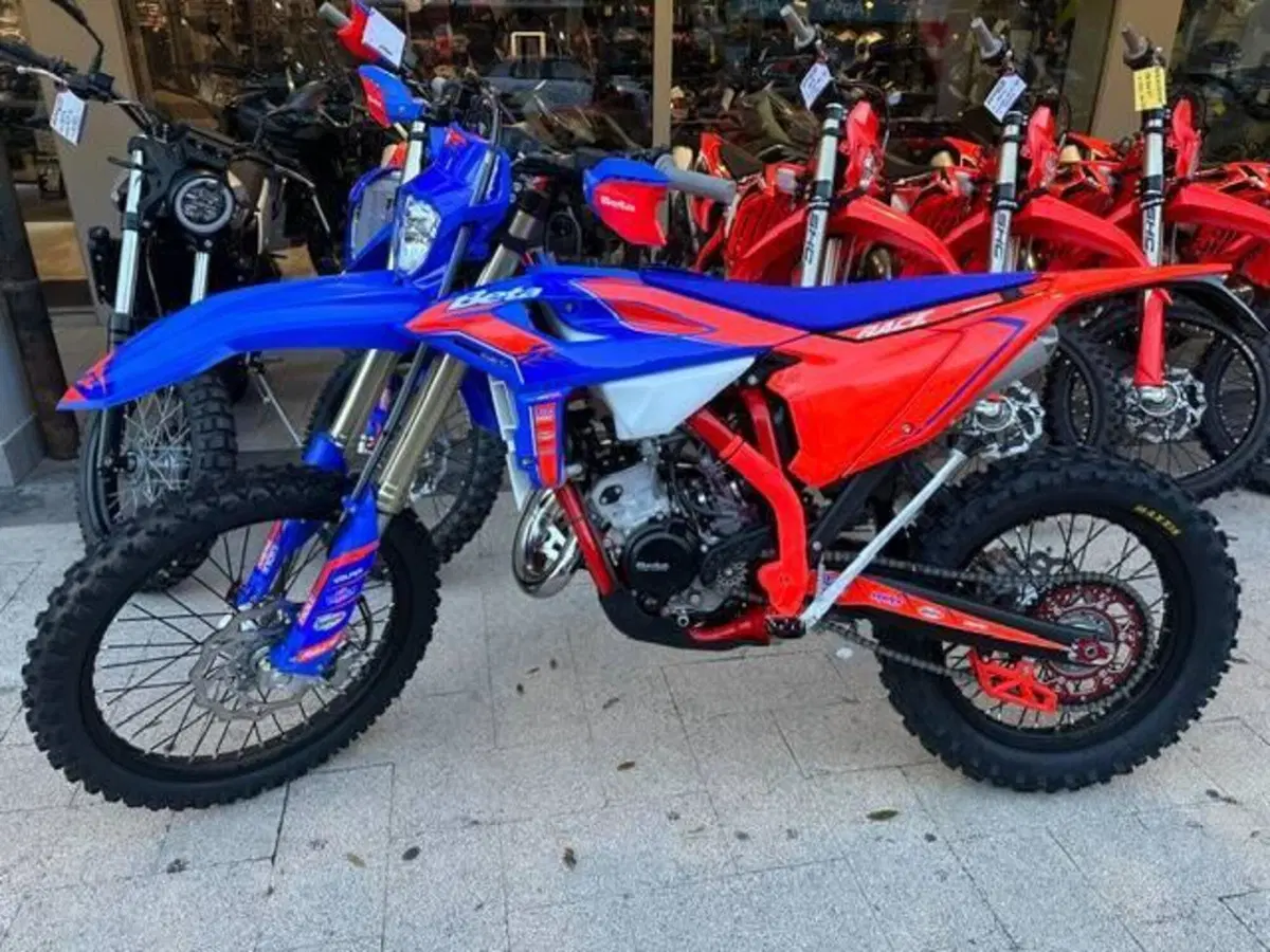 Betamotor RR 125 2T Enduro Race (2027) (4)