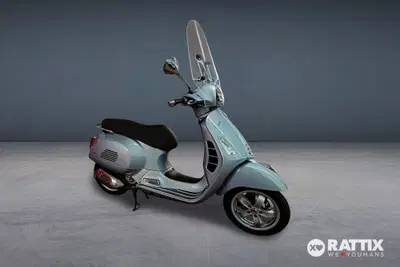 Vespa GTS 300 Super Hpe (2021 - 22) usata