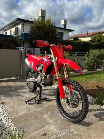 Honda CRF 250R (2023) usata