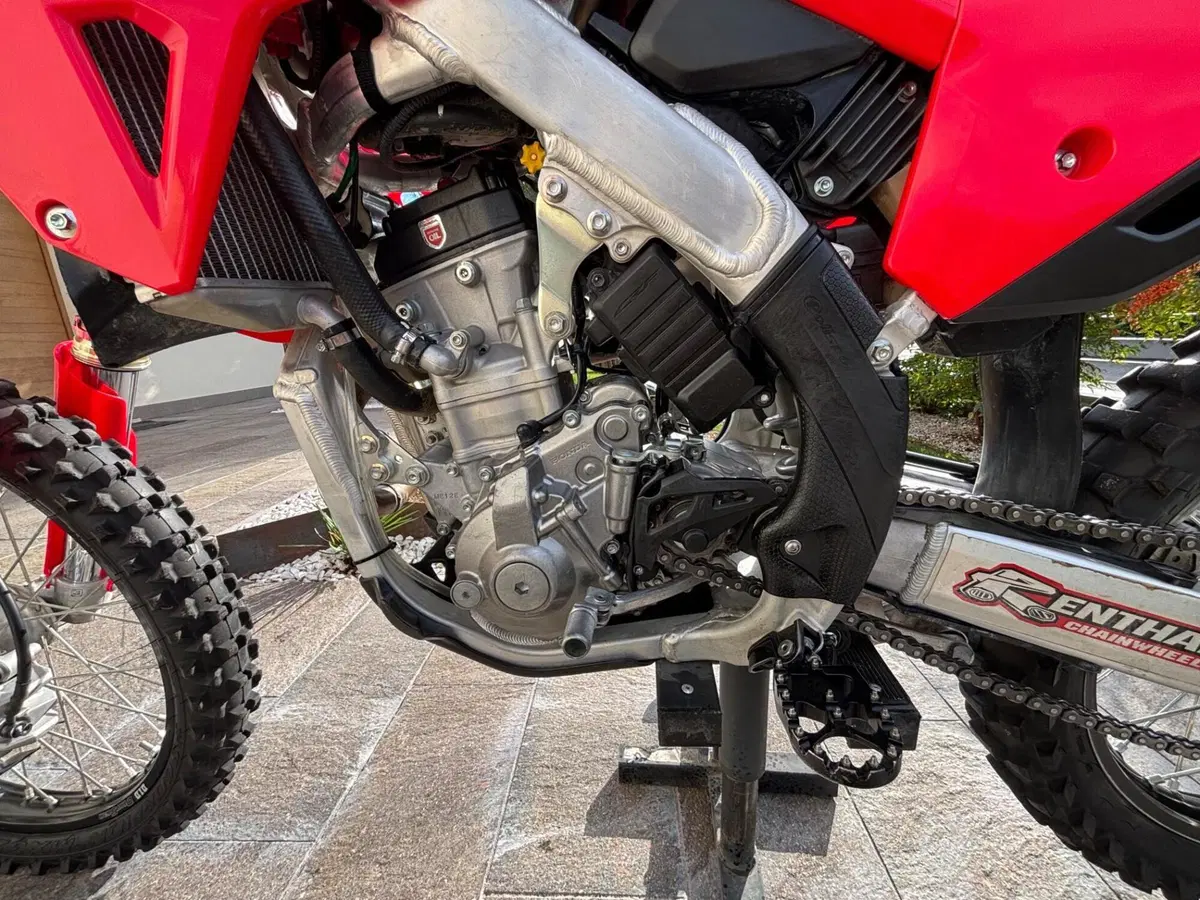 Honda CRF 250R (2023) (8)