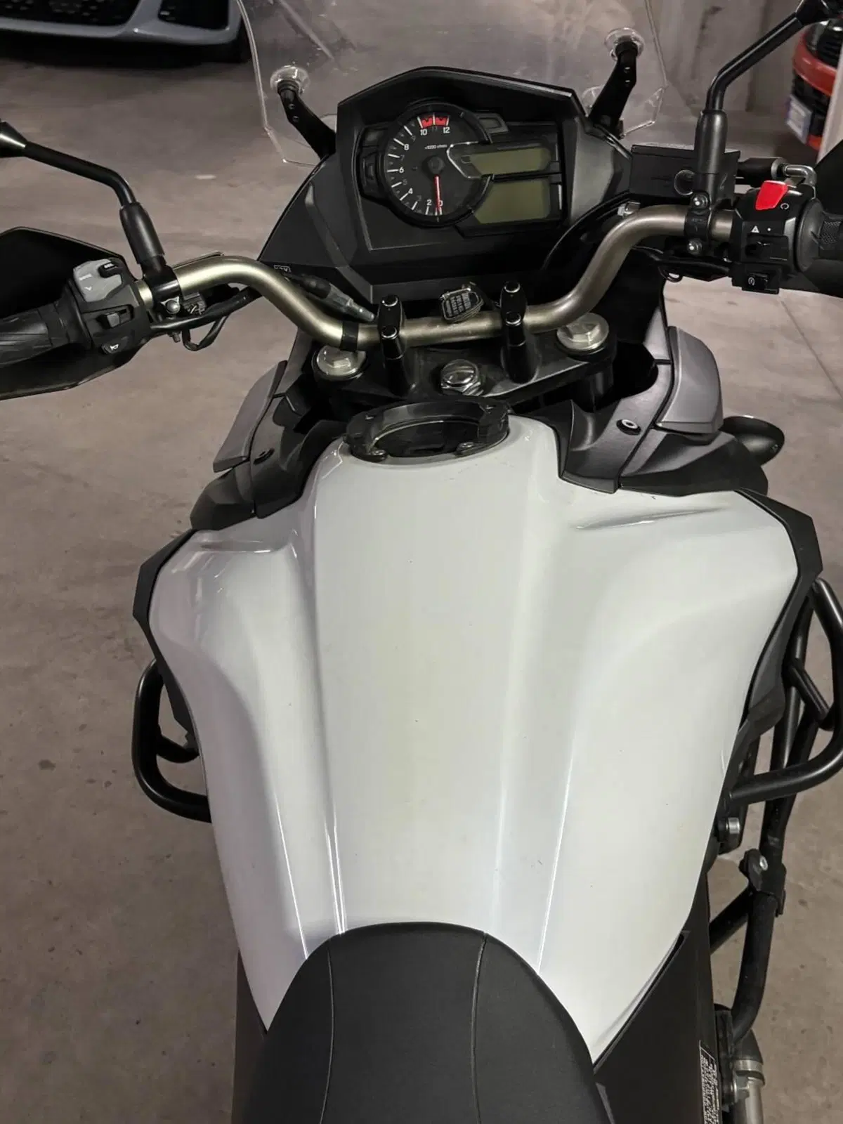 Suzuki V-Strom 650 ABS (2017 - 20) (3)