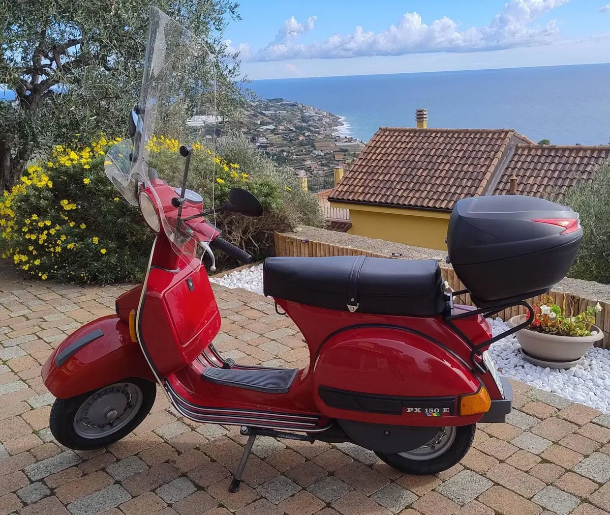 Piaggio Vespa PX 150 E Arcobaleno