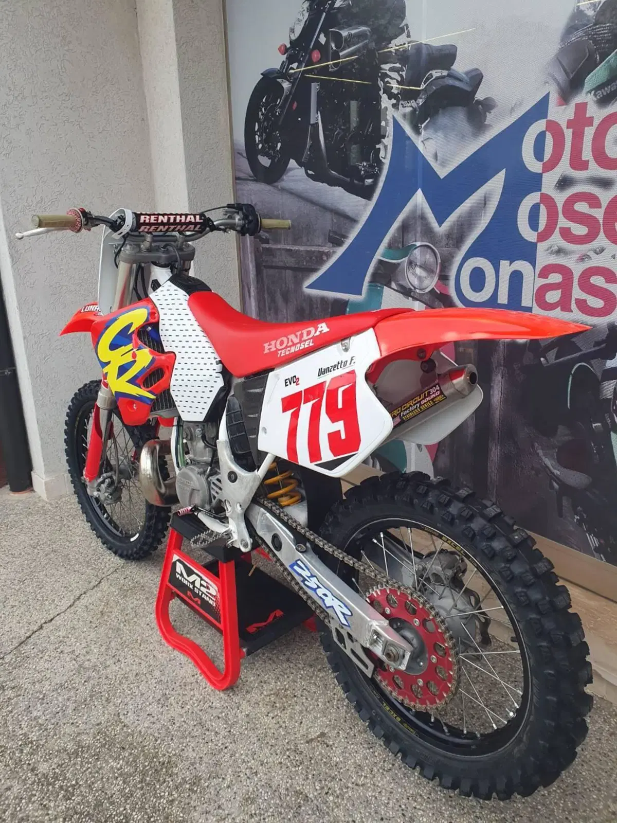 Honda CR 250R 