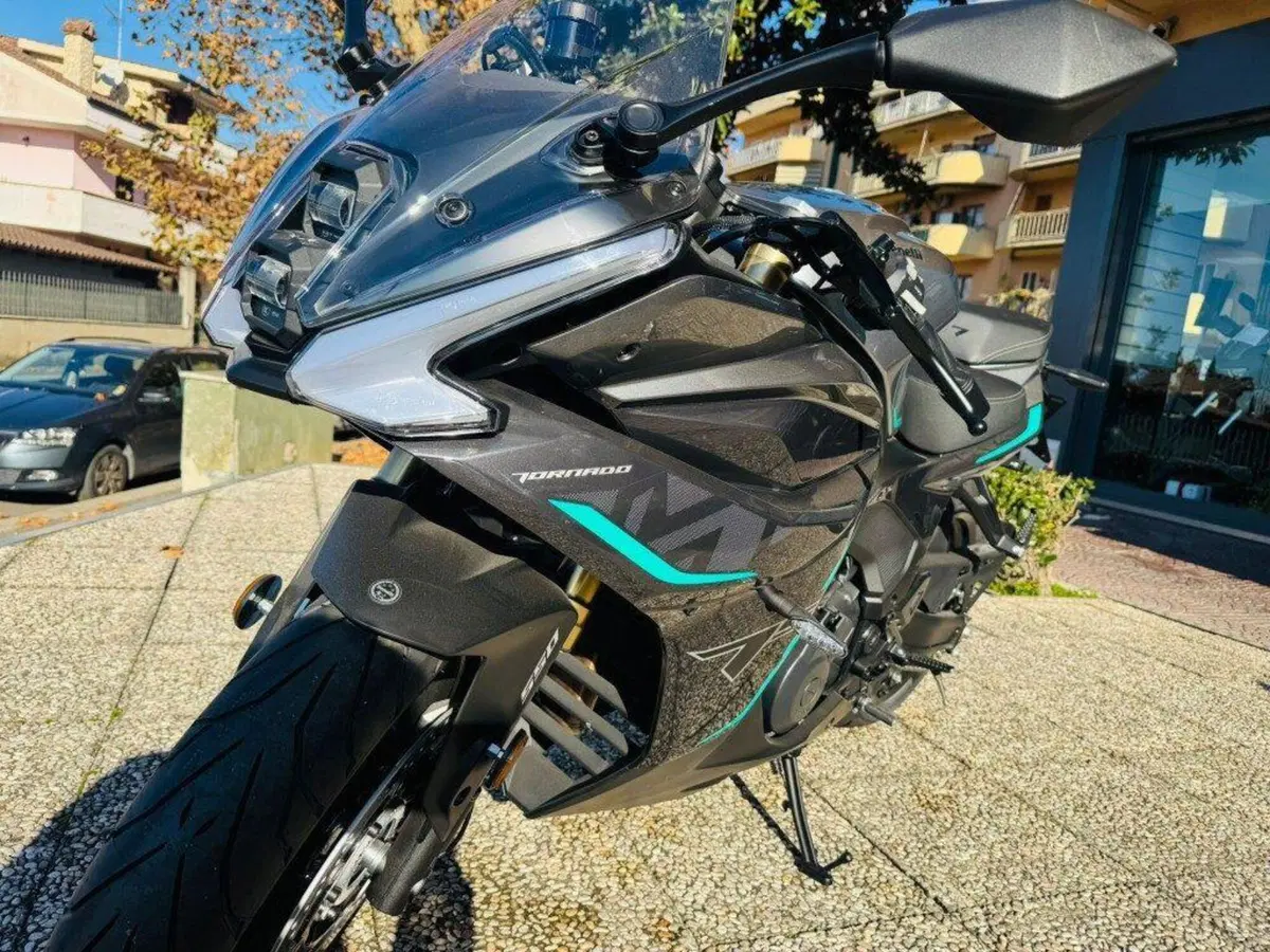 Benelli Tornado 550 (2025 - 26) (4)