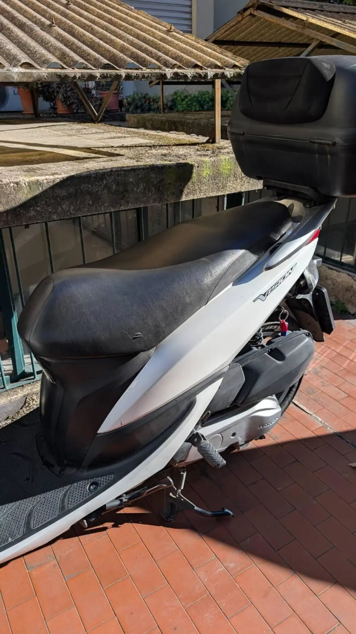 Honda Vision 110 (2011 - 16) (3)