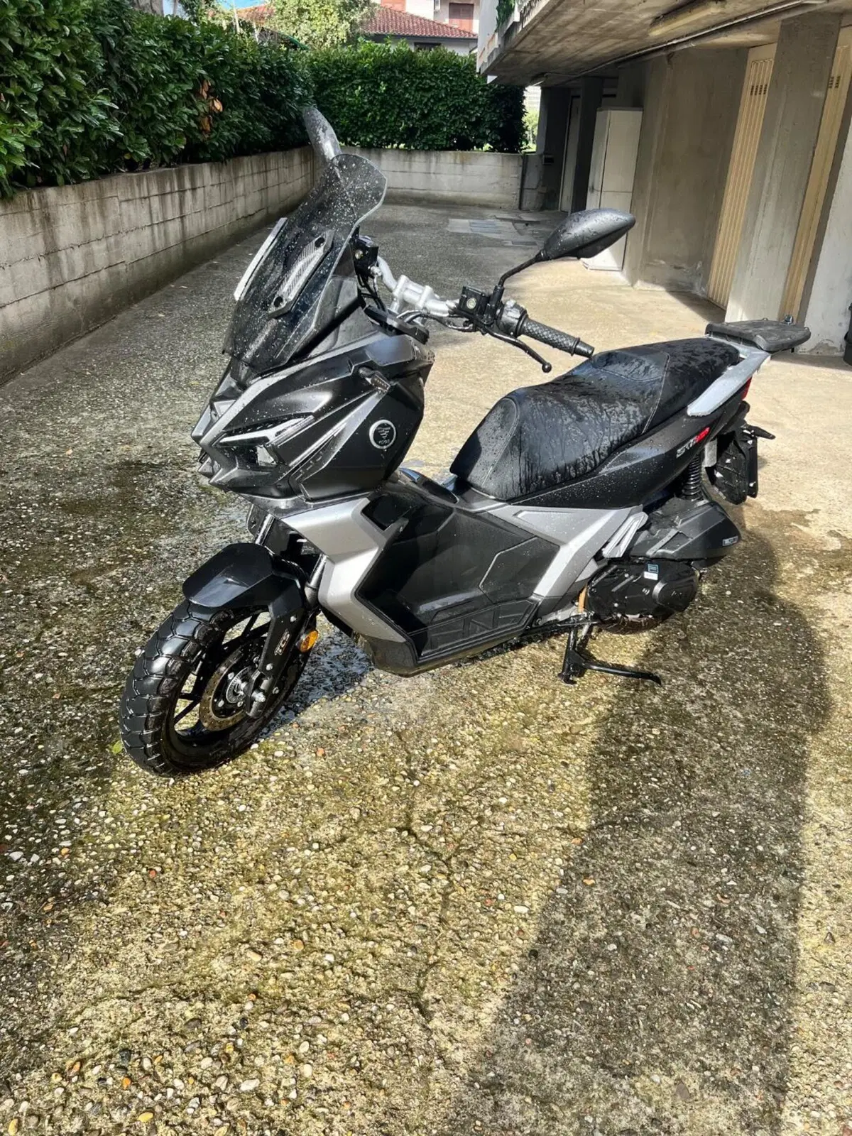 Voge Sfida SR1 ADV (2023 - 26) (2)