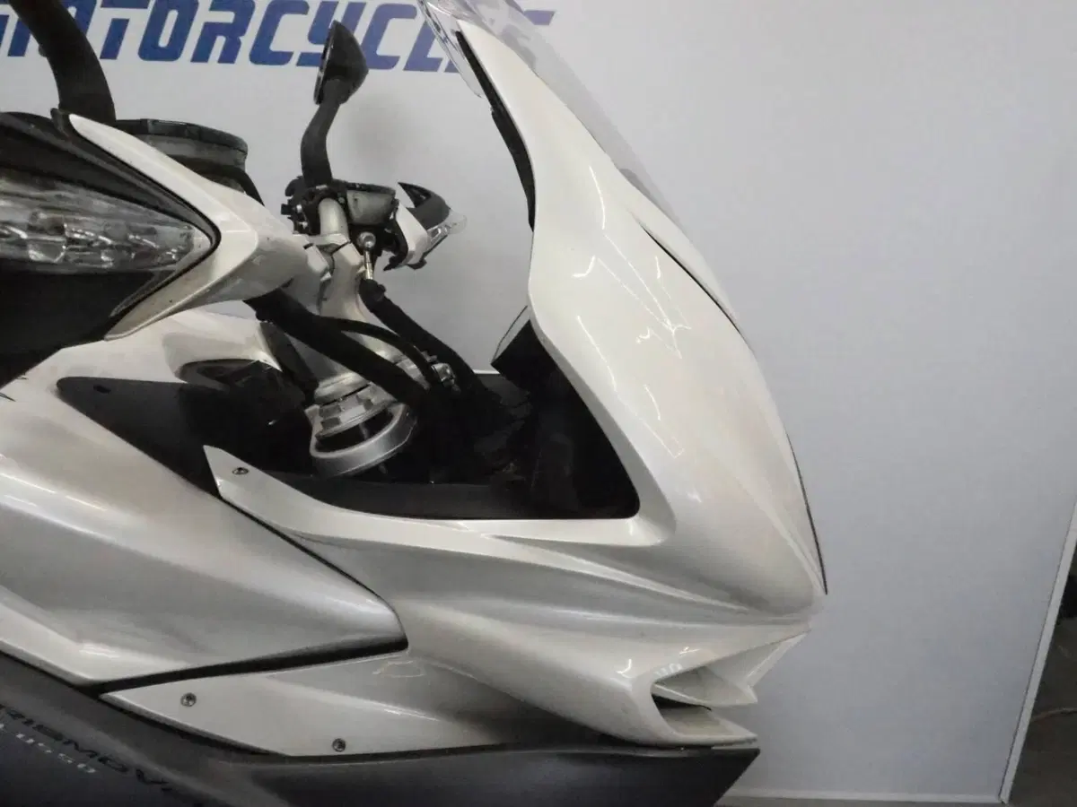 MV Agusta Turismo Veloce 800 (2017 - 19) (5)
