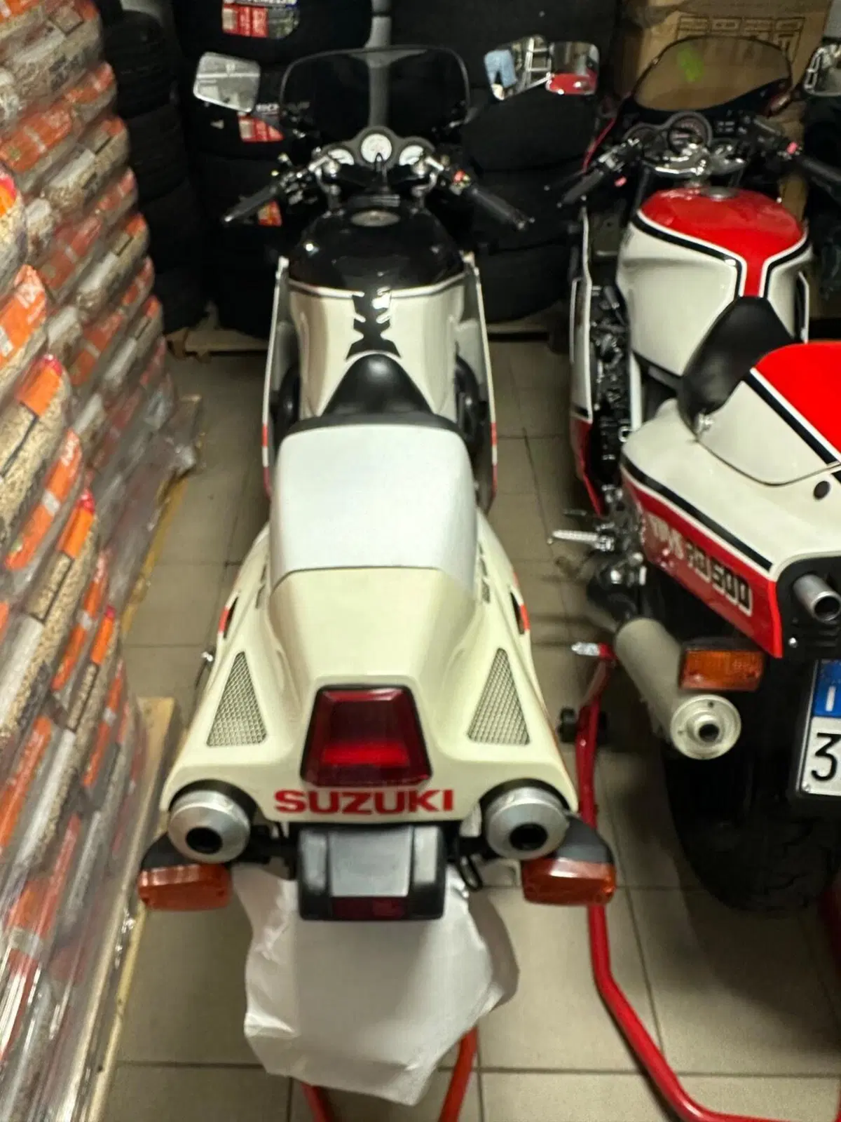 Suzuki RG 500 (20)