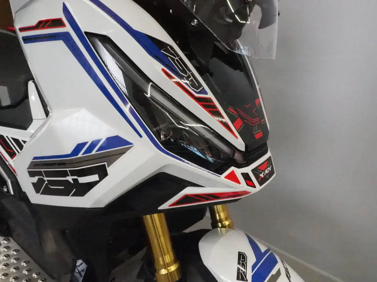 Honda X-ADV 750 (2025 - 27) (2)