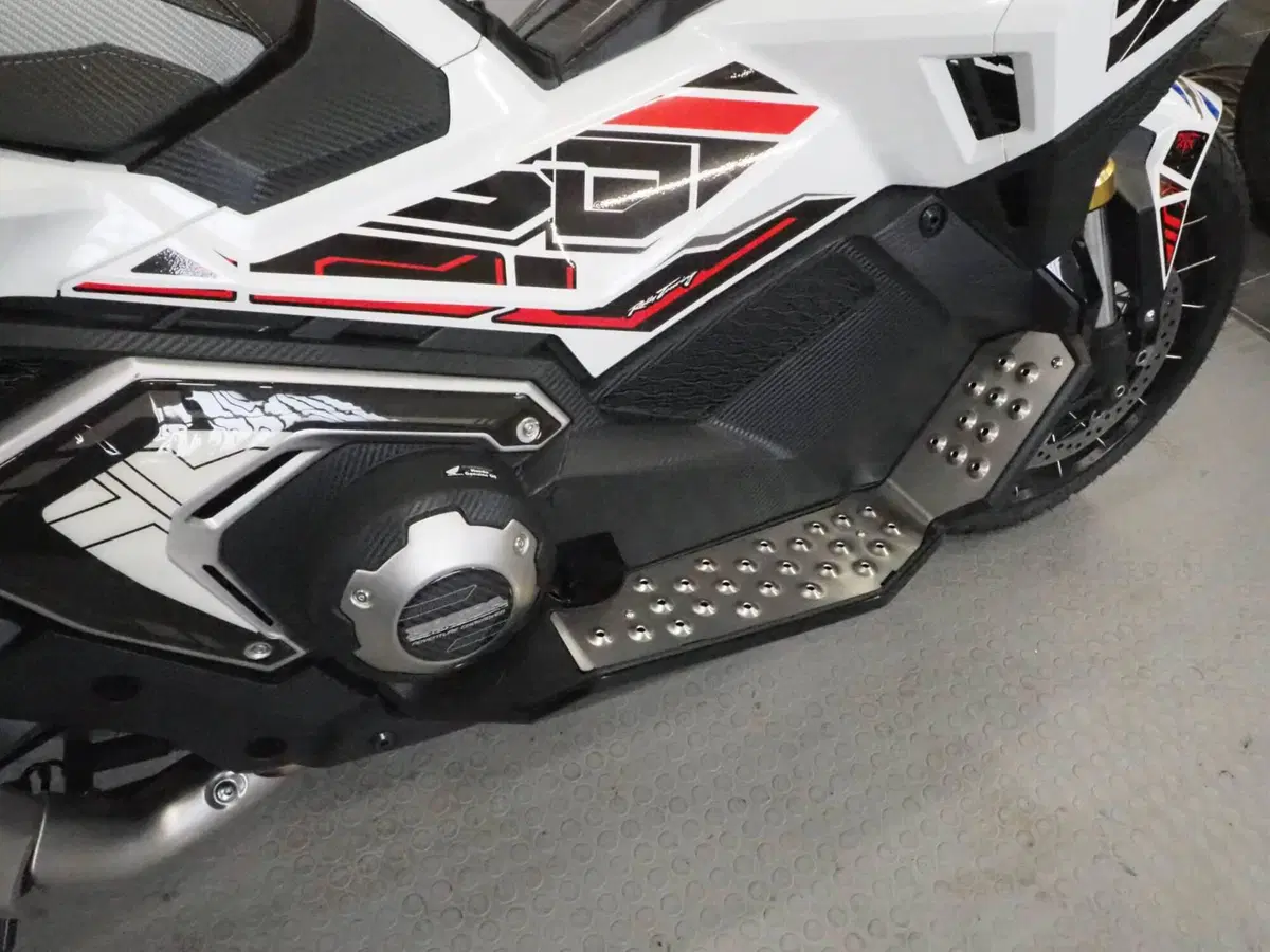 Honda X-ADV 750 (2025 - 27) (6)