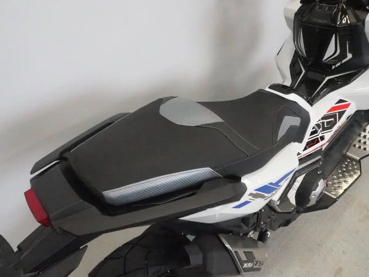 Honda X-ADV 750 (2025 - 27) (8)