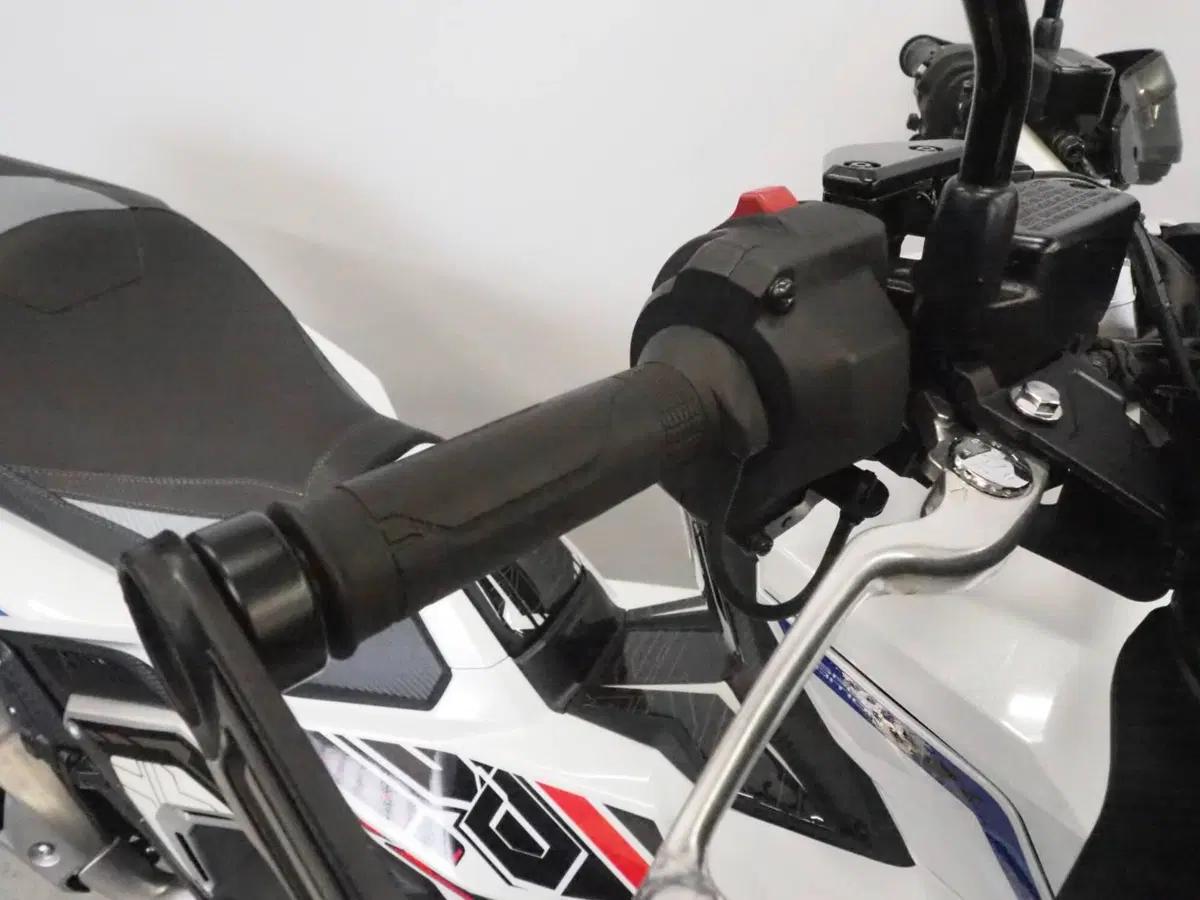 Honda X-ADV 750 (2025 - 27) (9)