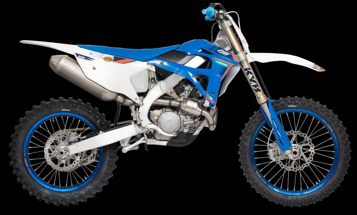 Tm Moto MX 250 4T ES Fi (2026) (2)