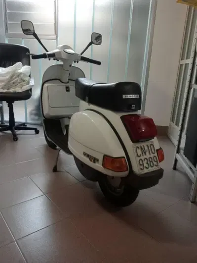 Piaggio Px 125 Arcobaleno d'epoca