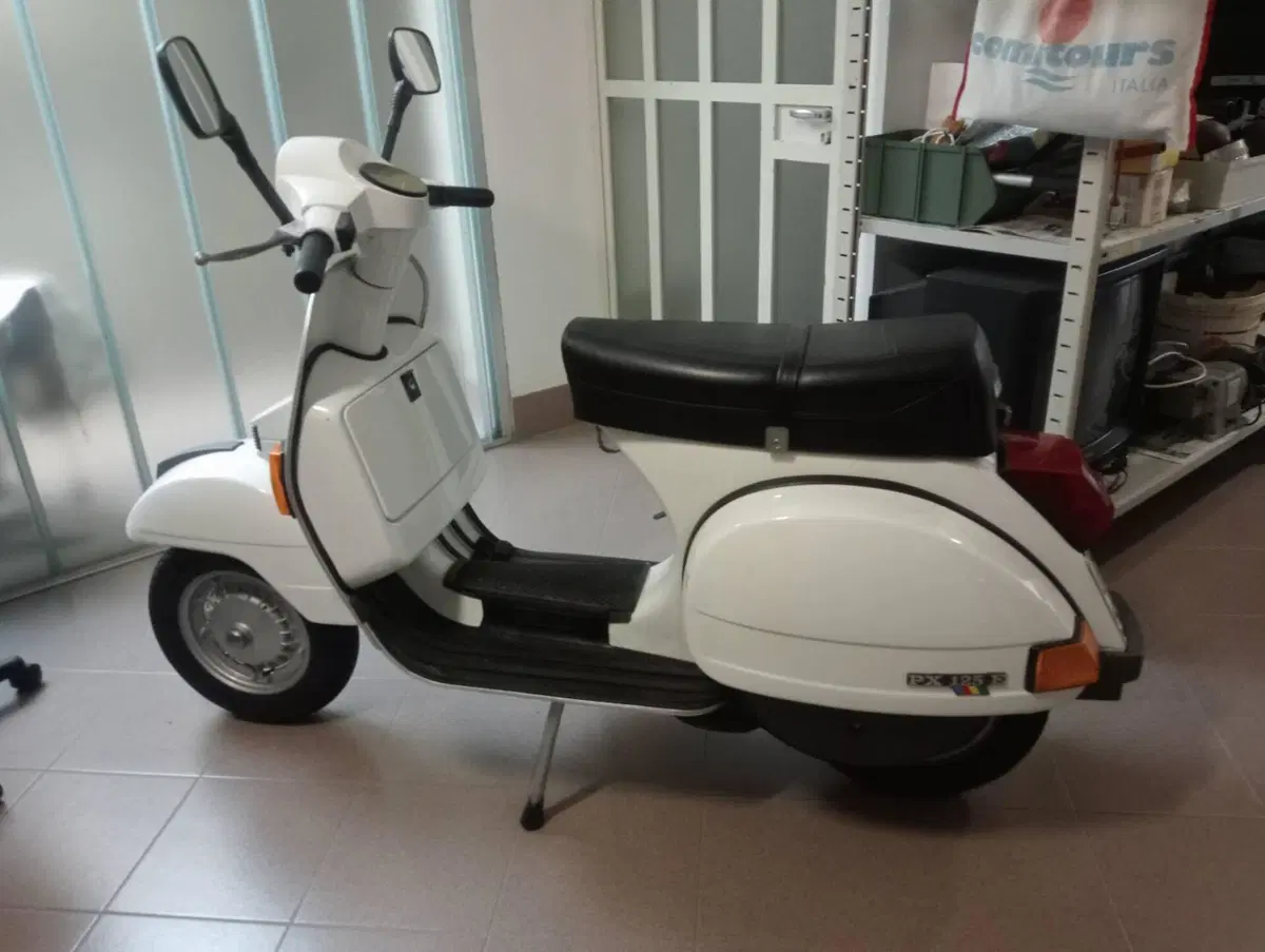 Piaggio Px 125 Arcobaleno (6)