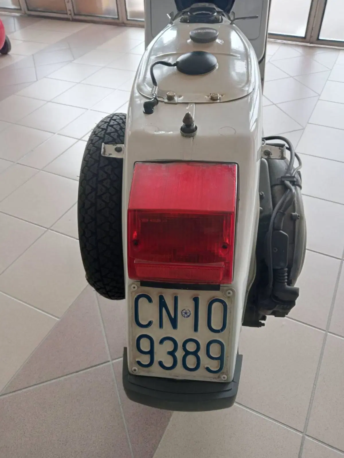Piaggio Px 125 Arcobaleno (10)