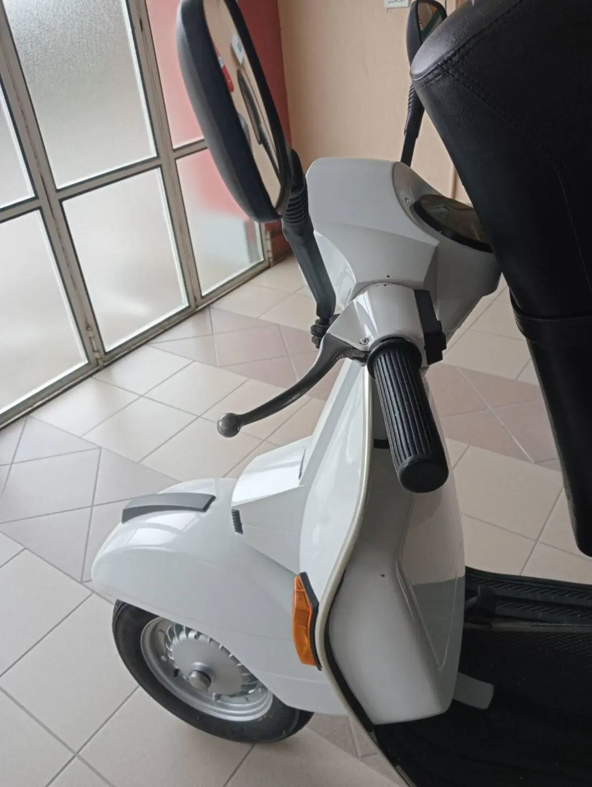 Piaggio Px 125 Arcobaleno (13)