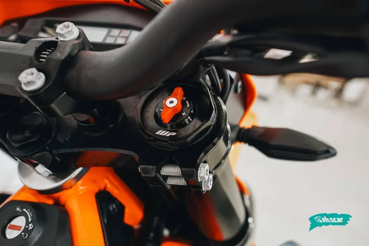 KTM 690 SMC R (2023 - 25) (5)