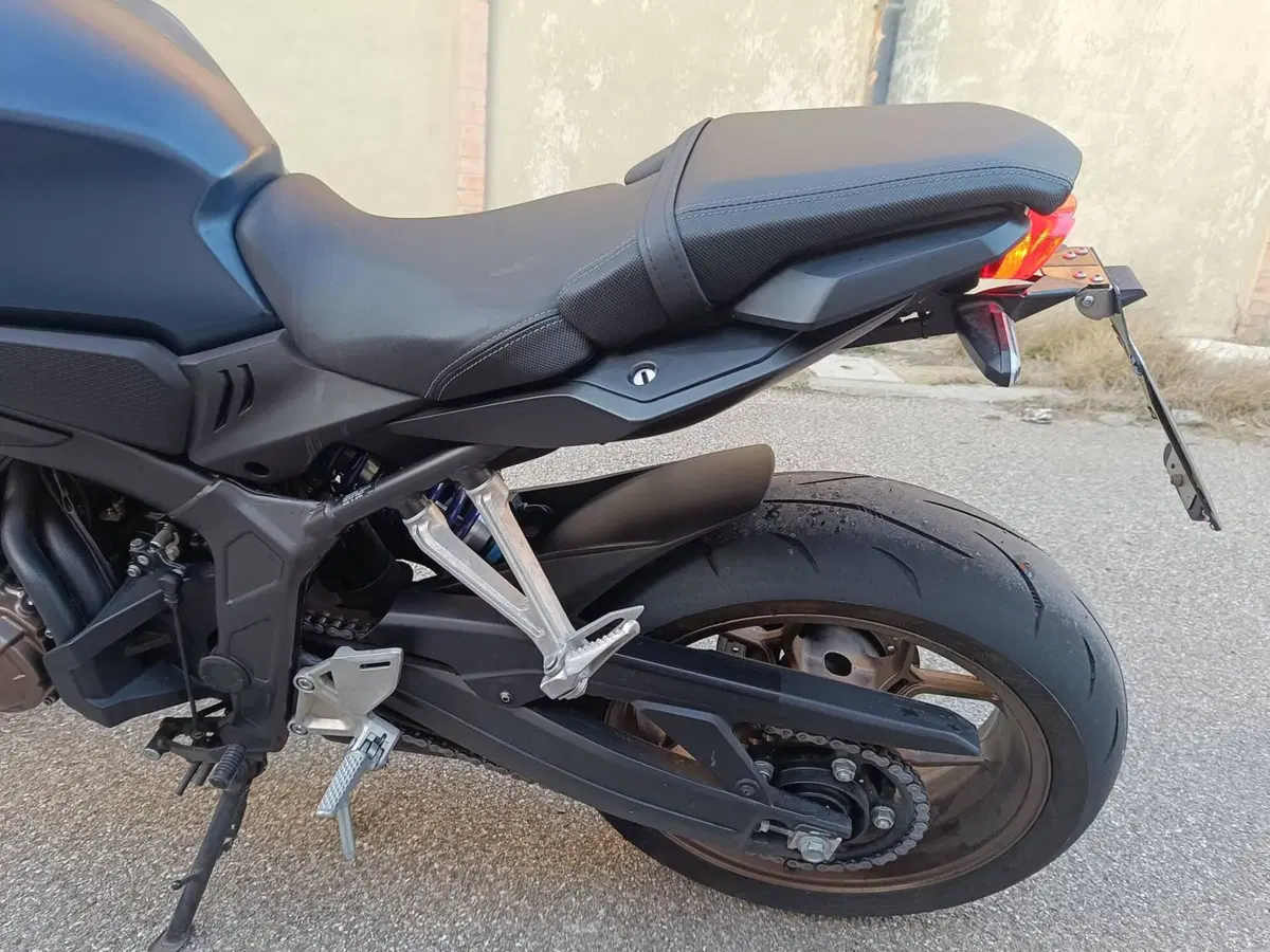 Honda CB 650 R (2019 - 20) (5)