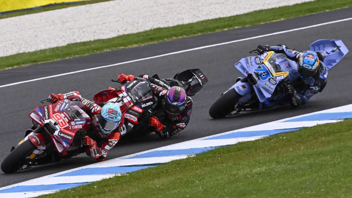MotoGP, le foto più belle della gara e del weekend a Phillip Island! [GALLERY] (12)