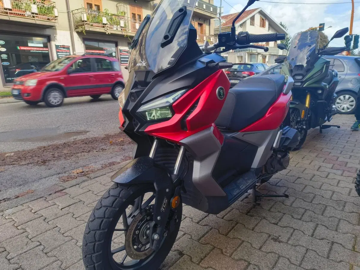 Voge Sfida SR1 ADV (2023 - 26) (3)