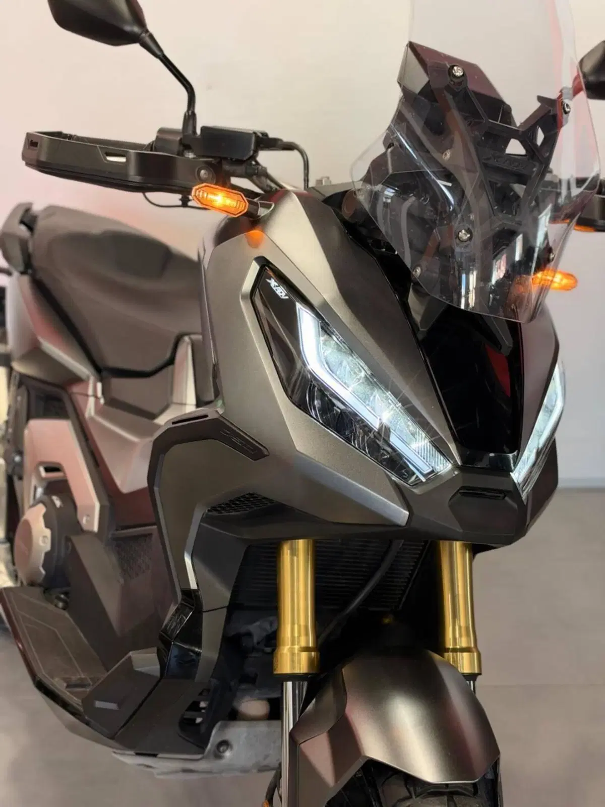 Honda X-ADV 750 DCT (2021 - 24) (2)