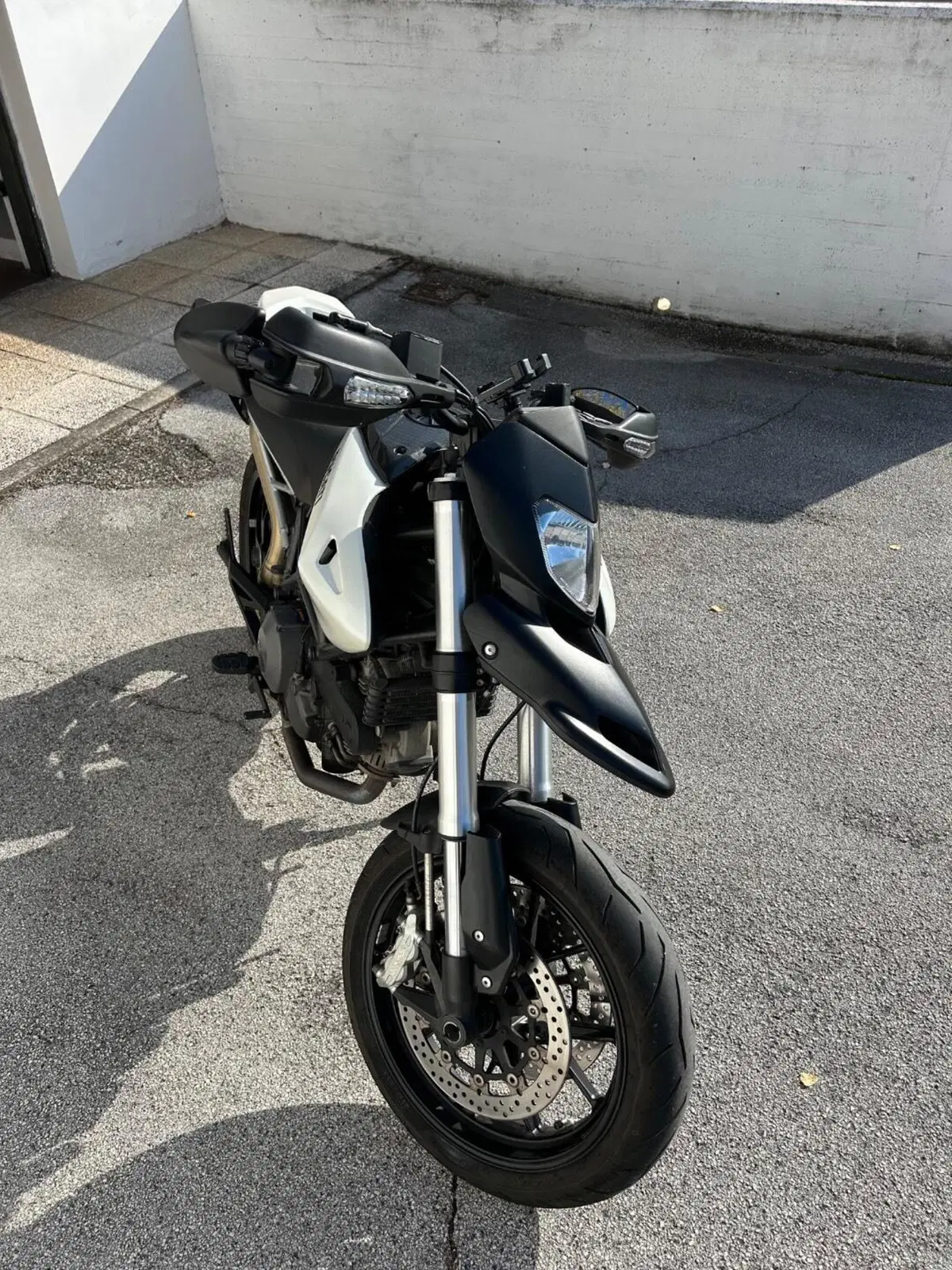 Ducati Hypermotard 796 (2012) (3)